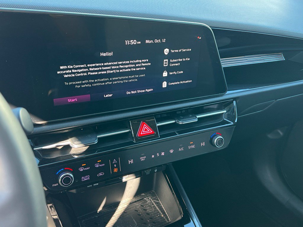 Certified 2023 Kia Niro SX Touring FWD image 20
