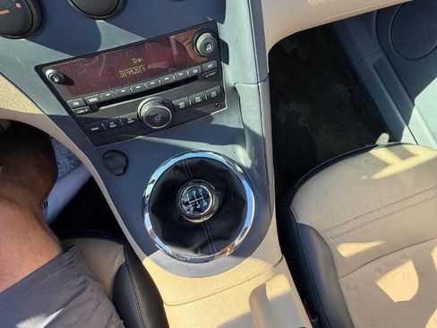 Used 2006 Pontiac Solstice Convertible w/ Premium Package RWD image 57