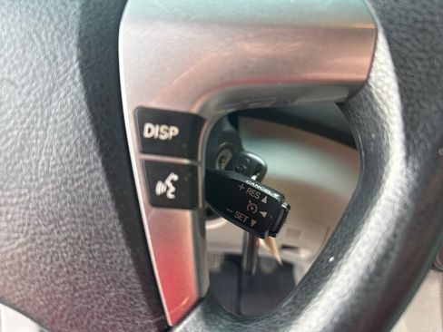 Used 2011 Toyota Highlander 2WD image 15