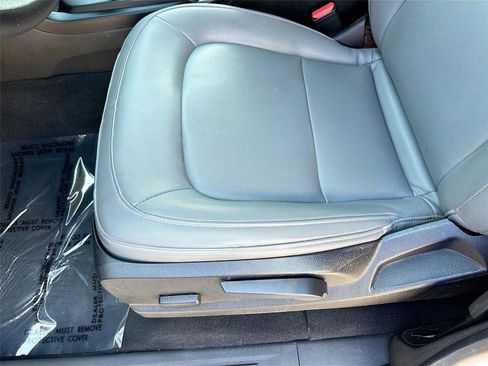 Used 2019 Chevrolet Colorado W/T RWD image 19