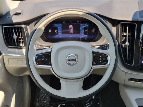 Used 2023 Volvo XC60 T8 Plus w/ Protection Package Premier AWD/4WD image 12
