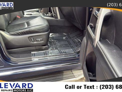 Used 2014 Toyota 4Runner Limited image 40