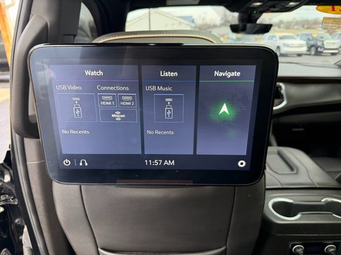 Used 2021 Chevrolet Suburban Premier w/ Premium Package image 22