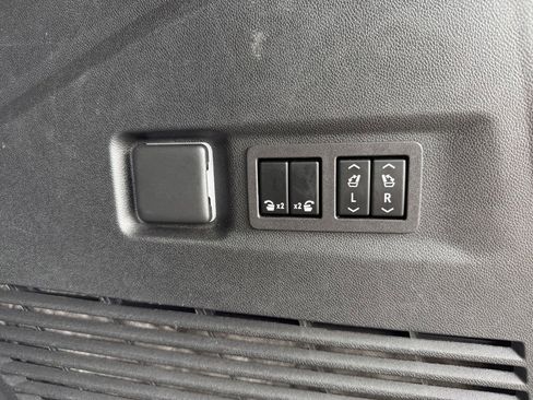 Certified 2024 Chevrolet Suburban High Country w/ Premium Package 2 image 53