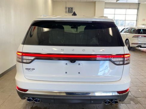 New 2026 Lincoln Aviator AWD image 6