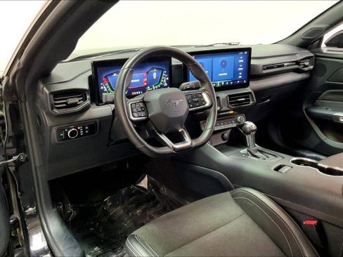 Used 2024 Ford Mustang Coupe image 14