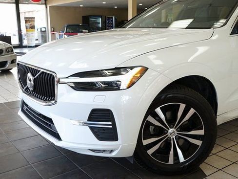 Used 2023 Volvo XC60 B5 Core image 23