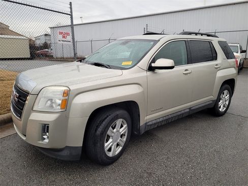 Used 2015 GMC Terrain SLE w/ Convenience Package image 10