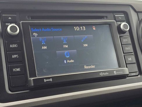 Certified 2018 Toyota Tacoma SR5 AWD/4WD image 32