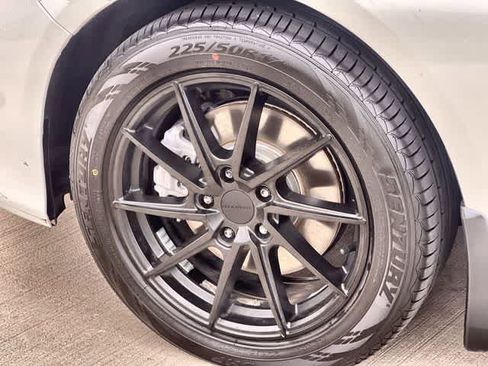 Certified 2020 Honda Accord EX-L image 9