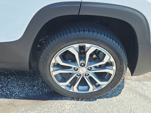Used 2019 GMC Terrain SLT w/ Preferred Package AWD/4WD image 38
