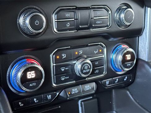 Used 2021 GMC Yukon SLT image 21