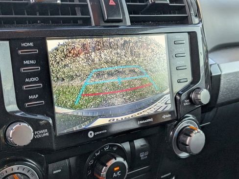 Used 2020 Toyota 4Runner TRD Off-Road Premium image 21