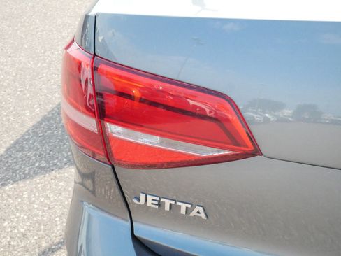 Used 2015 Volkswagen Jetta S FWD image 17
