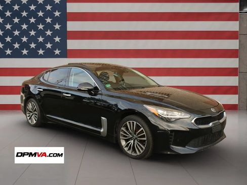 Used 2018 Kia Stinger Premium RWD image 1