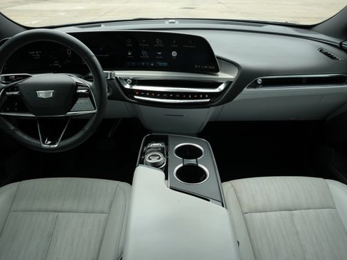 Certified 2024 Cadillac Lyriq Luxury w/ LPO, Floor Liner Package AWD/4WD image 8