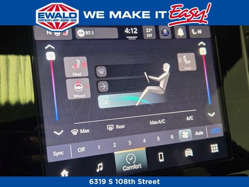 New 2025 Jeep Grand Cherokee Altitude image 3