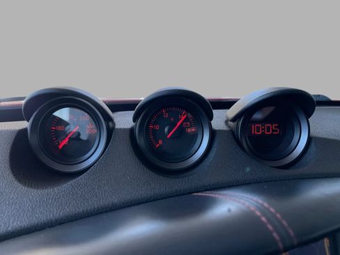 Used 2016 Nissan 370Z NISMO RWD image 31