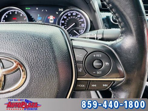 Used 2020 Toyota Camry XLE w/ Navigation Package image 24