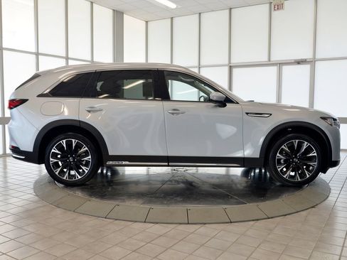 Used 2024 MAZDA CX-90 Plug-In Hybrid w/ Premium Plus AWD/4WD image 9
