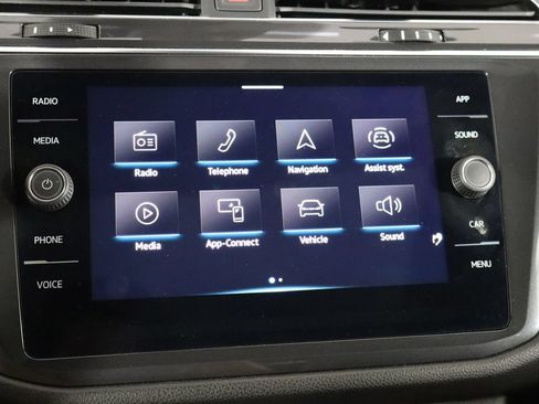 Used 2024 Volkswagen Tiguan SE R-Line FWD image 36