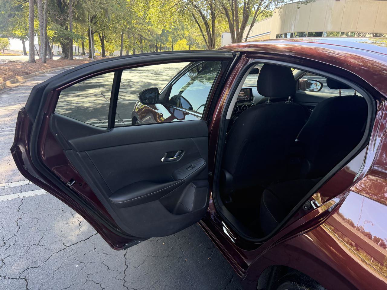 Used 2021 Nissan Sentra SV FWD image 12