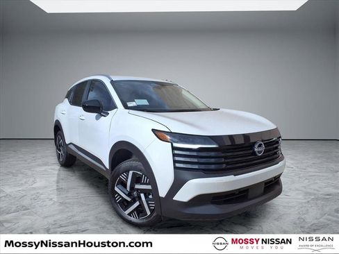 New 2026 Nissan Kicks SV image 1