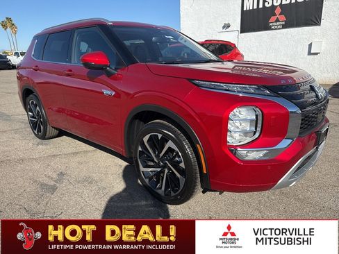 New 2025 Mitsubishi Outlander SEL image 1