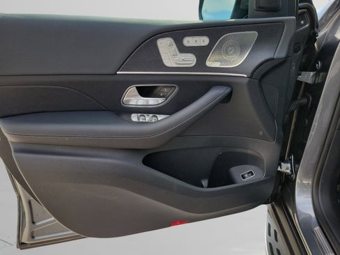 Certified 2026 Mercedes-Benz GLS 450 4MATIC image 23