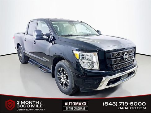 Used 2024 Nissan Titan SV w/ SV Convenience Package image 1