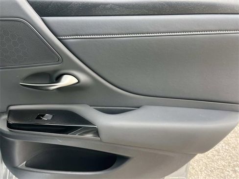 Used 2024 Lexus ES 350 w/ Premium Package image 22