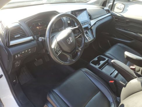 Used 2023 Honda Odyssey Touring image 9