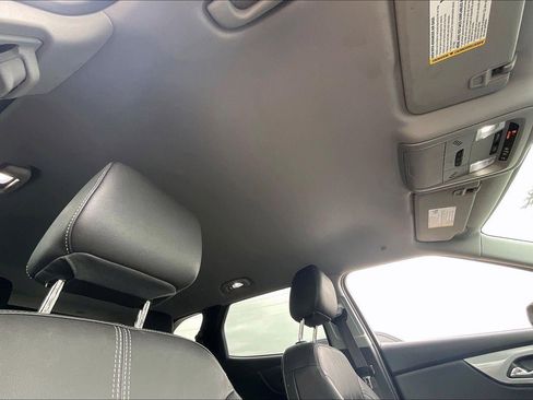 Used 2024 Chevrolet Blazer LT FWD image 28