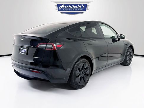 Used 2024 Tesla Model Y Long Range image 7