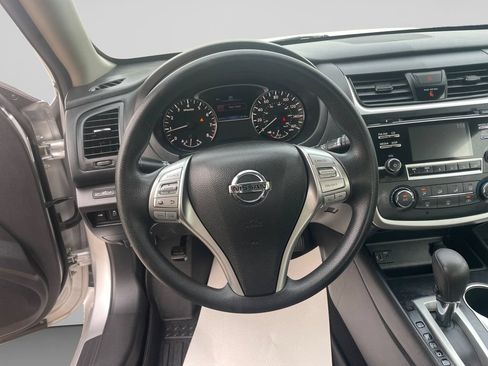 Used 2017 Nissan Altima 2.5 S w/ Power Driver Seat Package FWD image 22