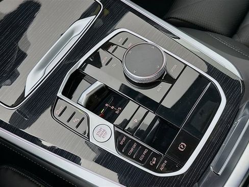 New 2026 BMW X5 xDrive40i w/ M Sport Package image 17