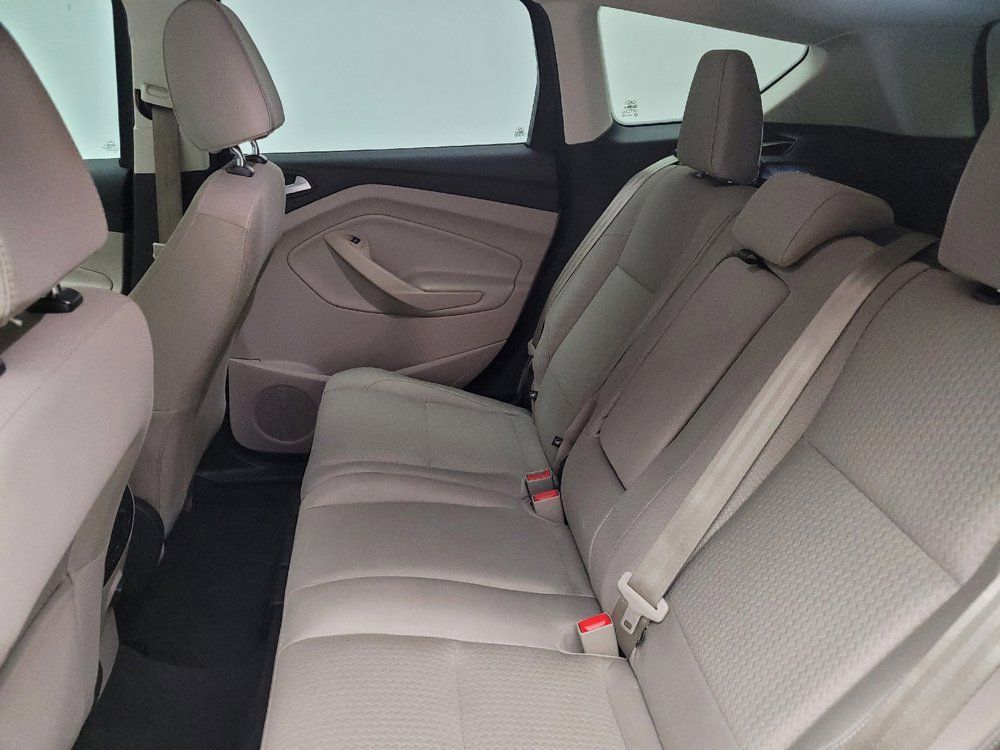 Used 2017 Ford Escape SE FWD image 18