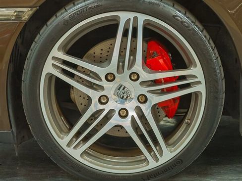 Used 2009 Porsche 911 Carrera 4S AWD/4WD image 43
