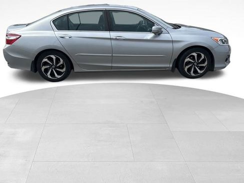 Used 2016 Honda Accord EX-L image 9