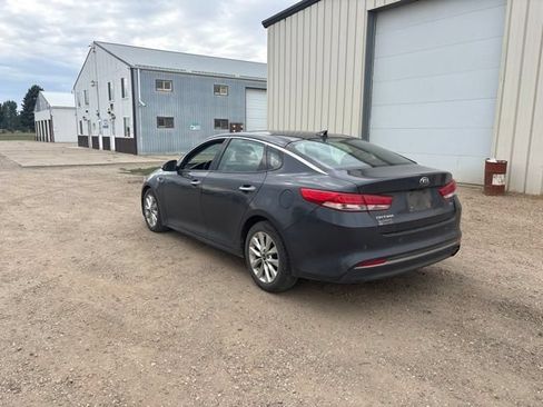 Used 2018 Kia Optima EX w/ Premium Package FWD image 7