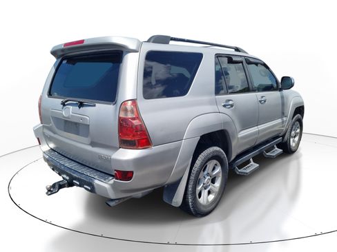 Used 2003 Toyota 4Runner SR5 RWD image 9