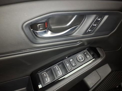 Used 2025 Honda Accord Touring image 12