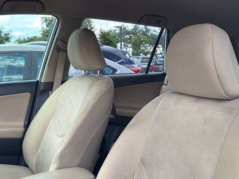 Used 2010 Toyota RAV4 2WD image 12