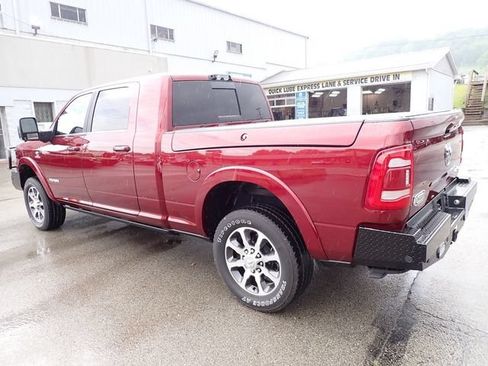 Used 2024 RAM 3500 Limited w/ Towing Technology Group AWD/4WD image 4