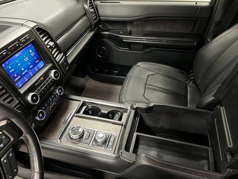 Used 2020 Ford Expedition Limited w/ Special Edition Package AWD/4WD image 39