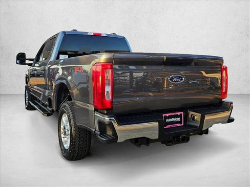 New 2026 Ford F250 XLT w/ FX4 Off-Road Package image 9