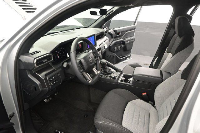 New 2026 Toyota 4Runner 4WD image 4