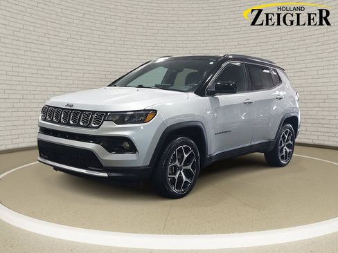Used 2025 Jeep Compass Limited AWD/4WD image 1