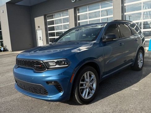 Used 2023 Dodge Durango GT RWD image 2