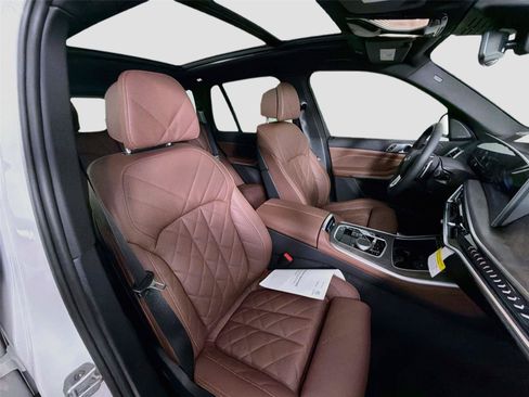New 2026 BMW X5 xDrive40i w/ Climate Comfort Package AWD/4WD image 30
